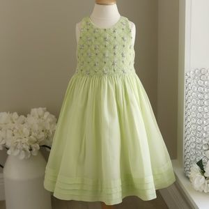 Green Smocked Dress Girls size 4 Luli & Me Embroidery Spring Summer Like New